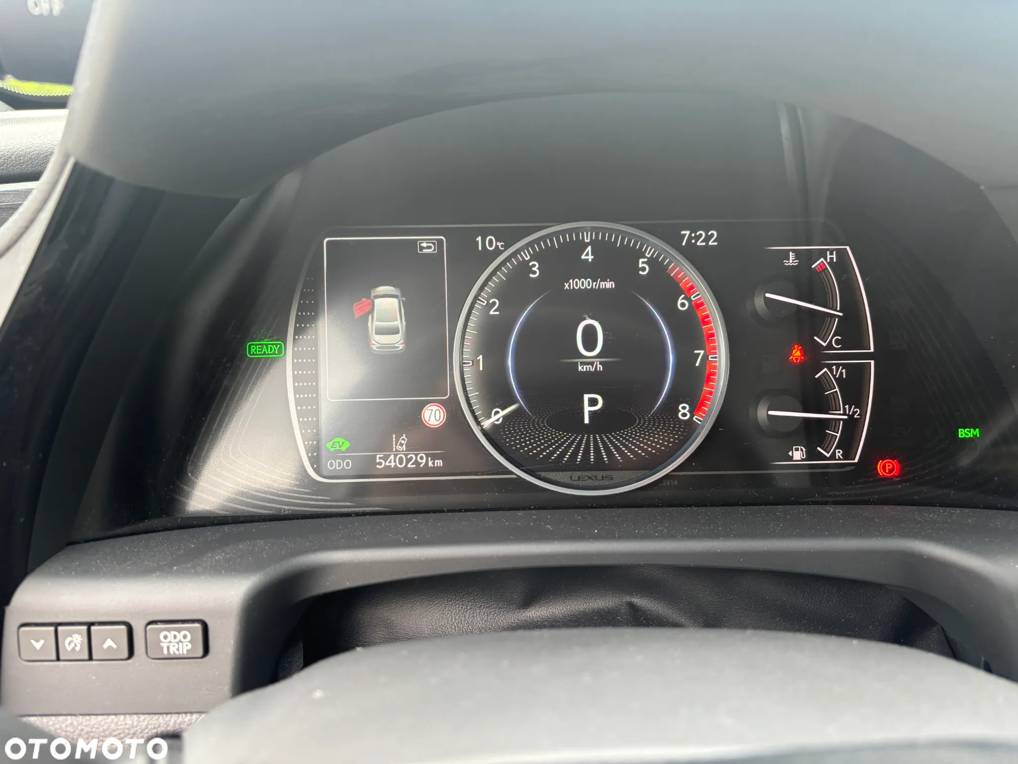 Lexus ES 300h Business Edition - 16