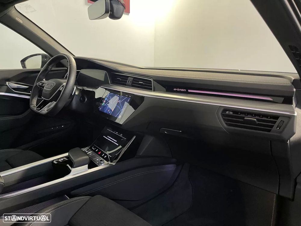 Audi Q8 e-Tron Sportback 50 quattro S line - 17