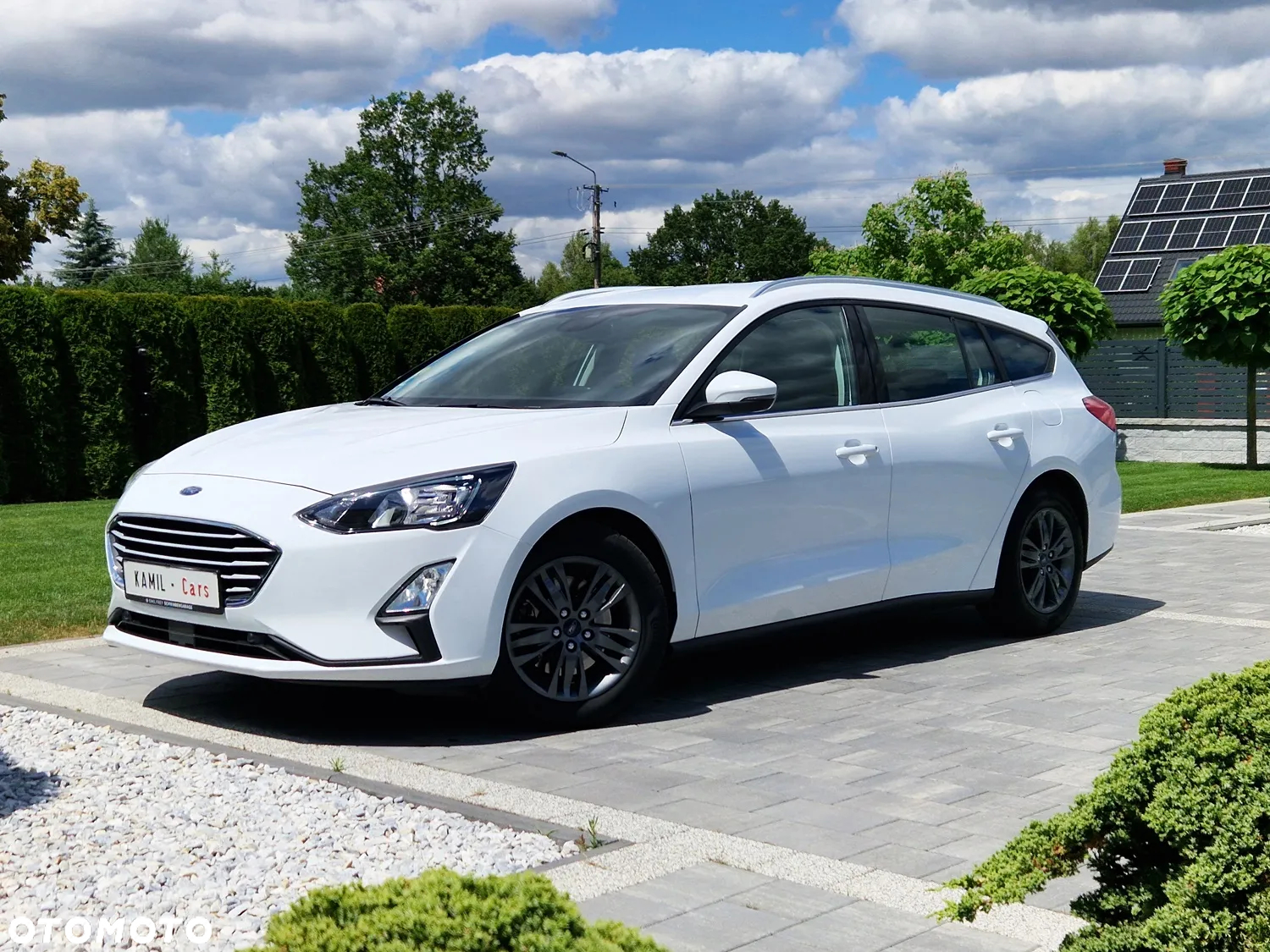 Ford Focus Turnier 1.5 EcoBlue Start-Stopp-System COOL&CONNECT DESIGN - 12