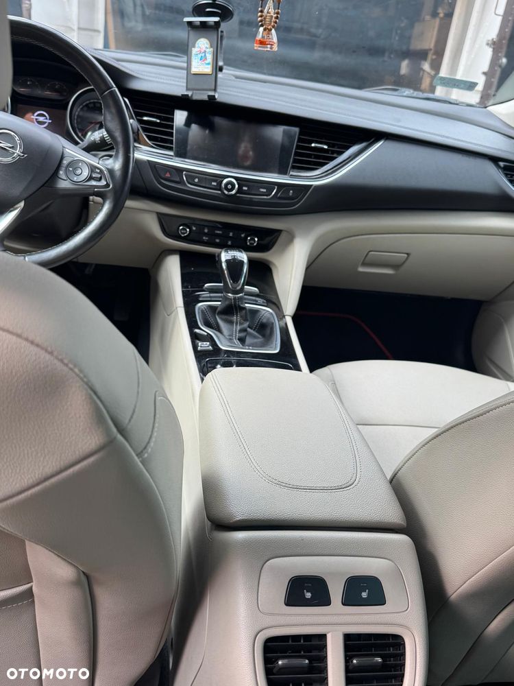 Opel Insignia 2.0 CDTI Cosmo 4x4 S&S - 4