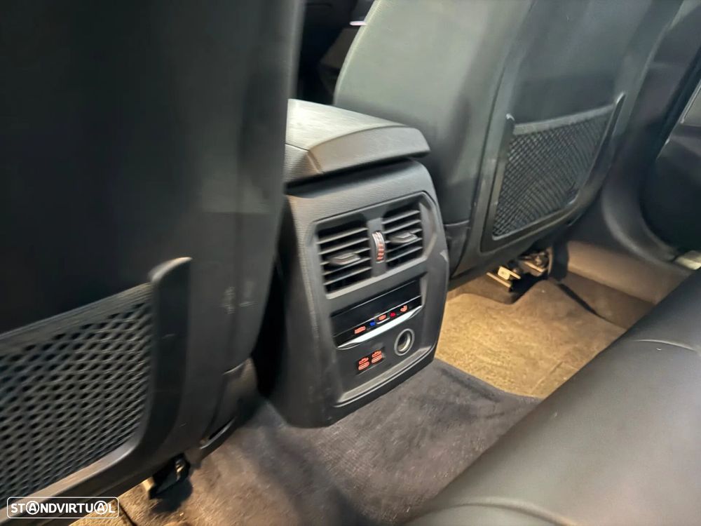 BMW 330 e Pack M Auto - 16