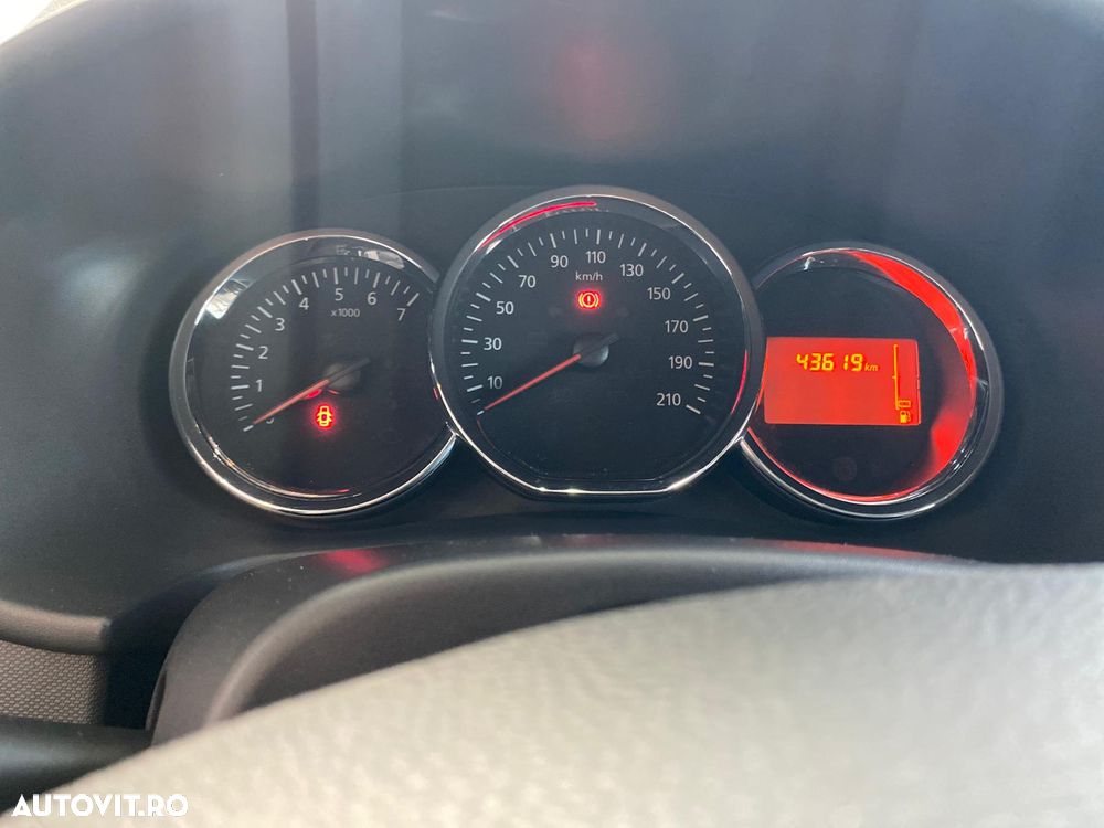 Dacia Sandero 0.9 90CP Ambiance - 9