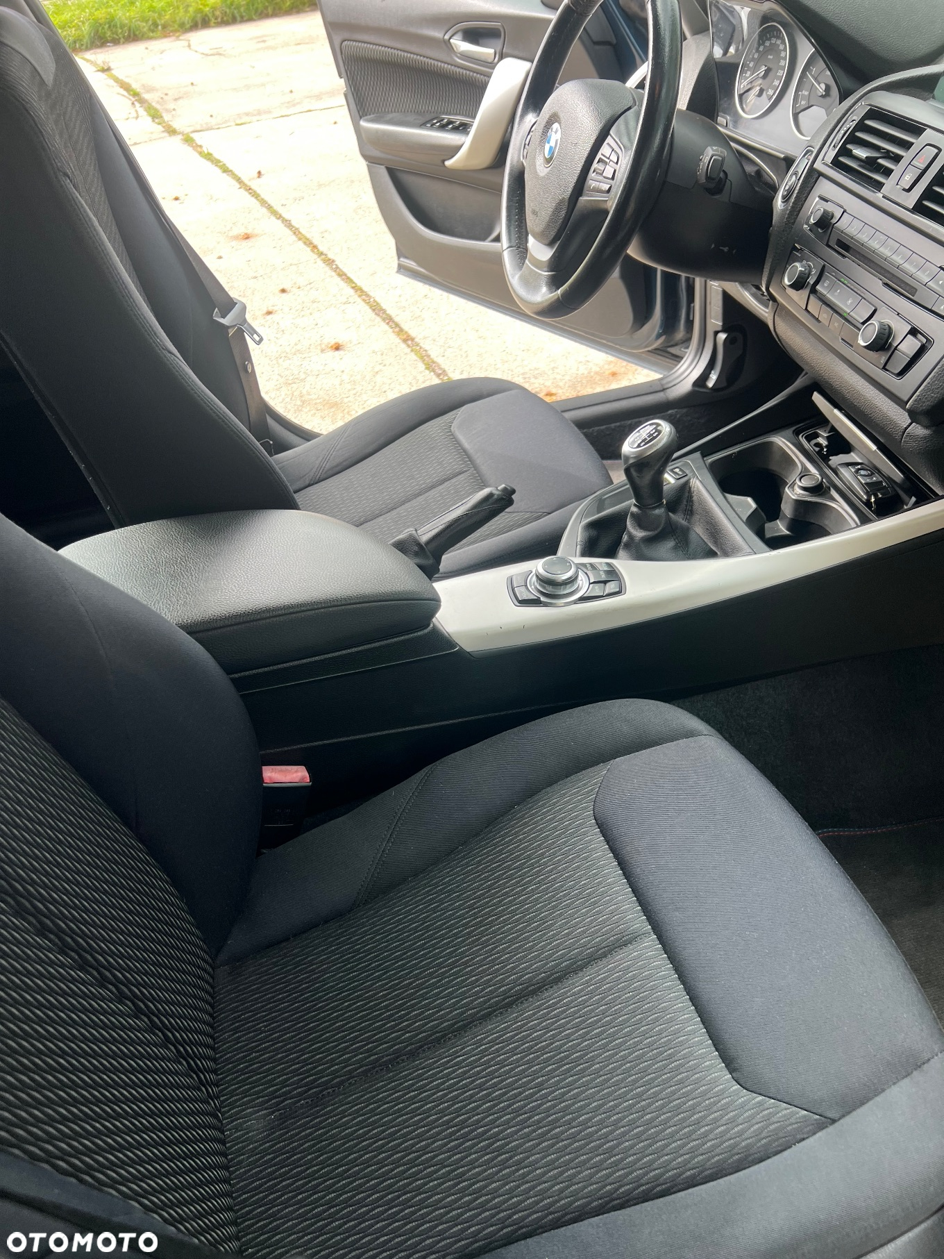 BMW Seria 1 116d - 32