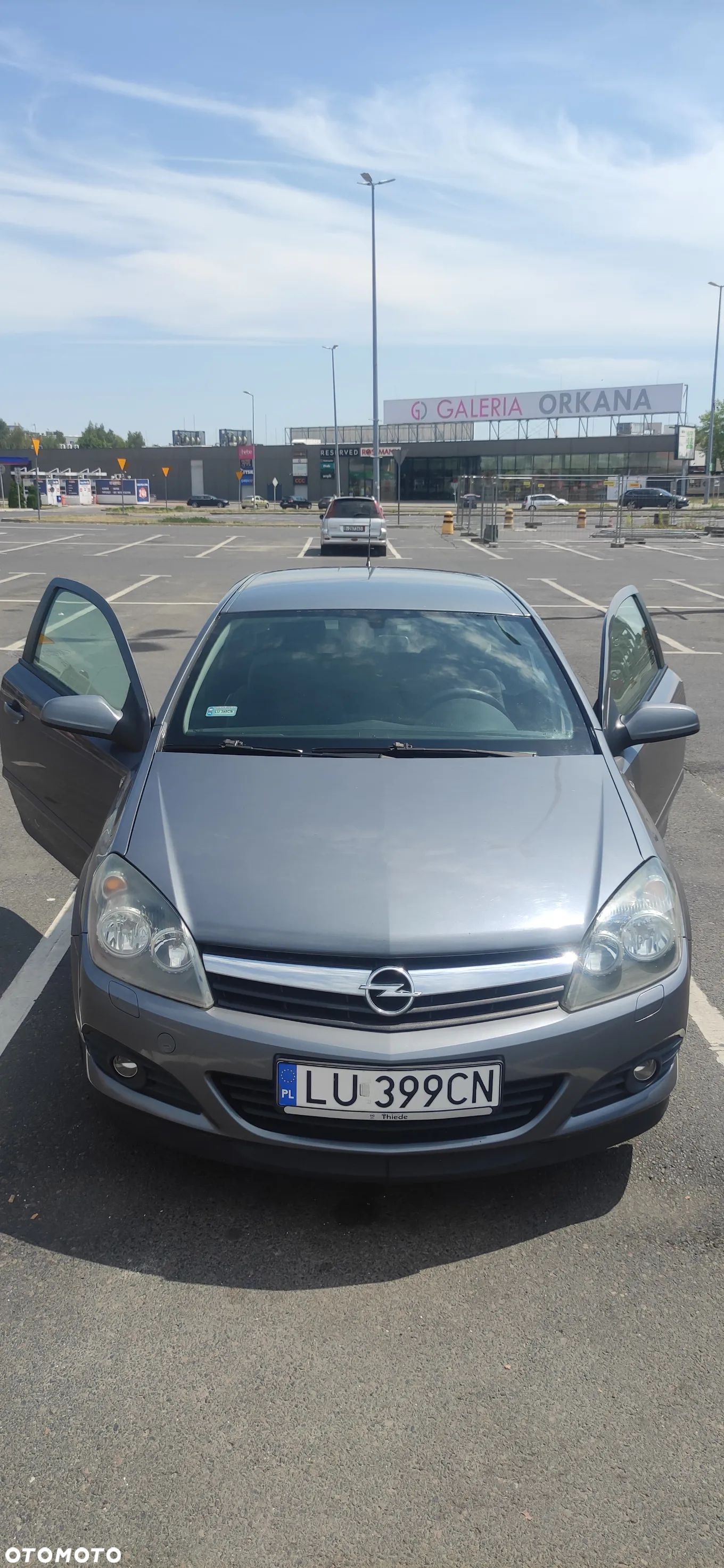 Opel Astra III GTC 1.6 Essentia - 1