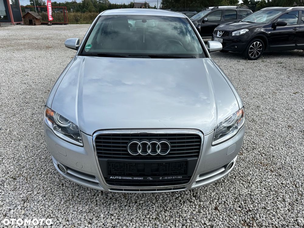 Audi A4 Limousine - 2