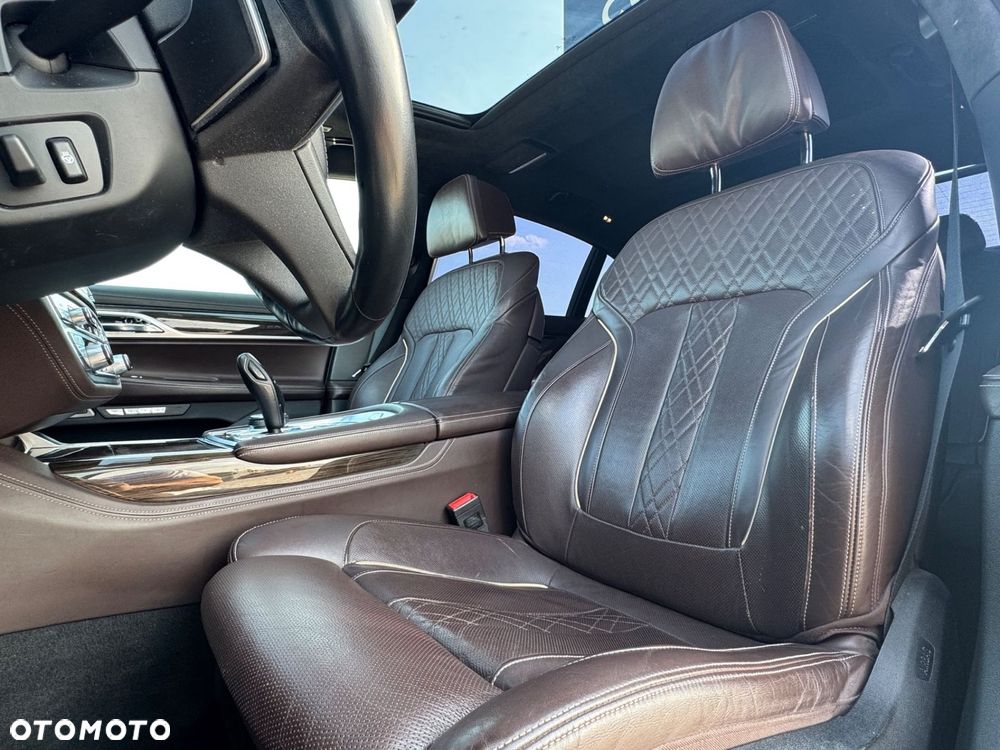 BMW Seria 7 - 15