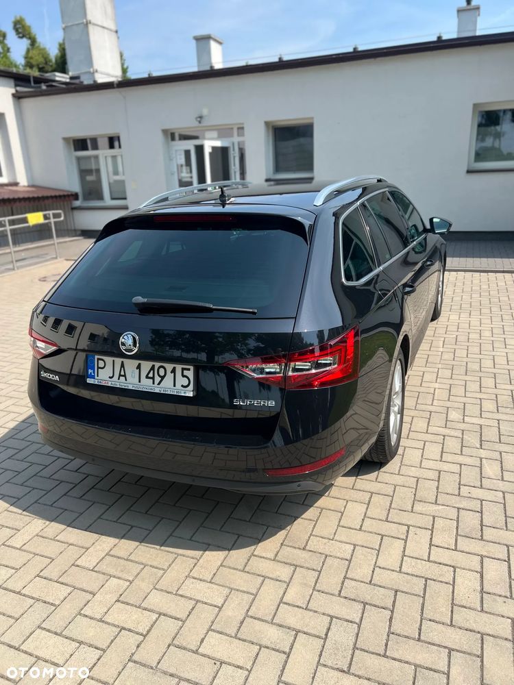 Skoda Superb 2.0 TDI Style DSG - 3