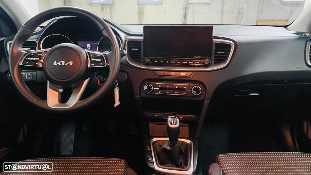 Kia XCeed 1.0 T-GDI Dynamic - 8