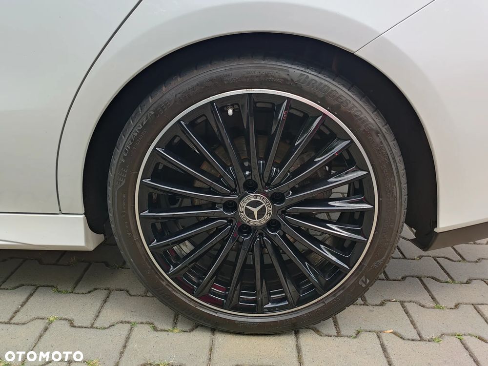 Mercedes-Benz CLA 200 mHEV AMG Line 7G-DCT - 32