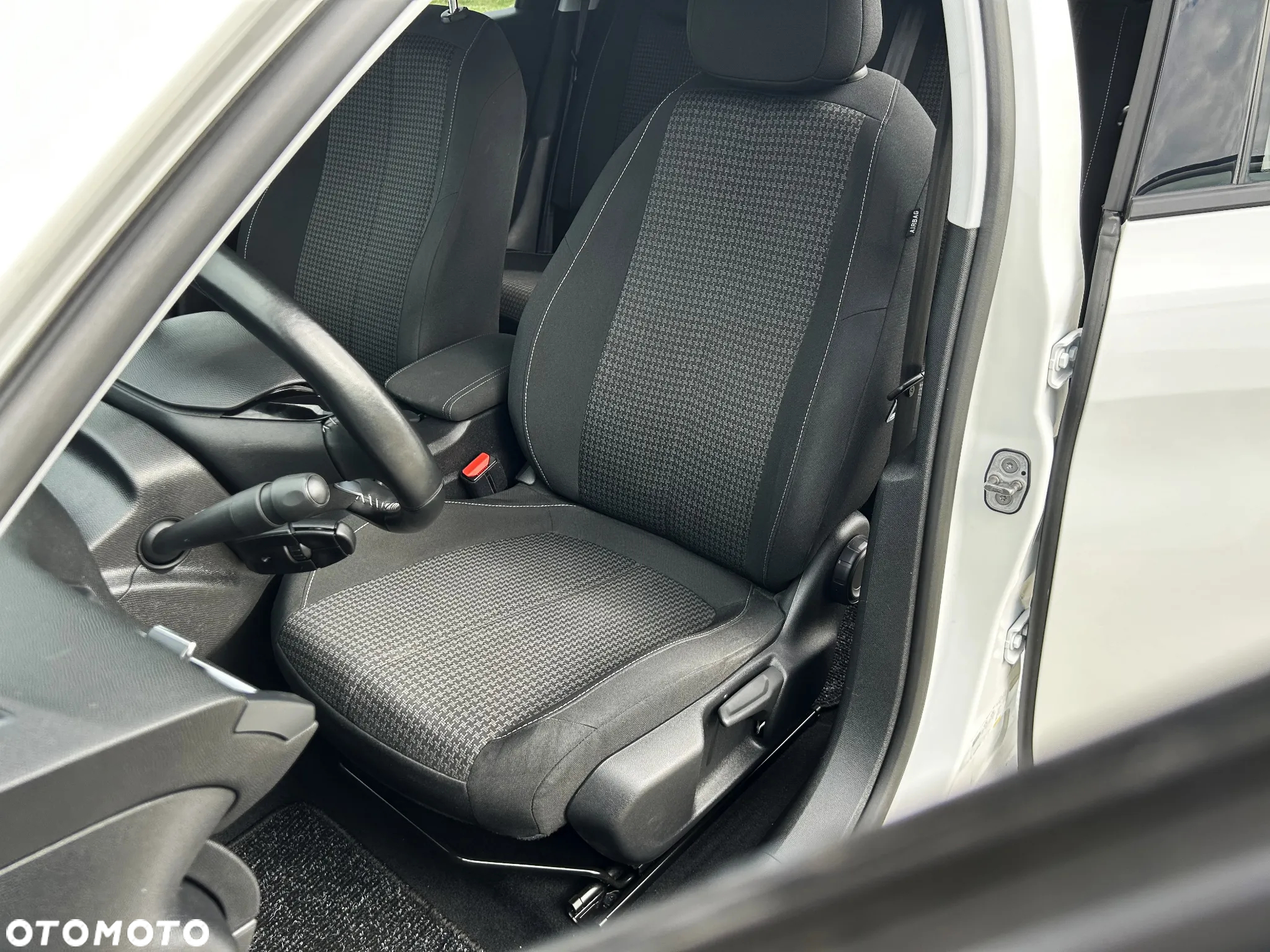 Peugeot 308 BlueHDi FAP 100 Stop & Start Active - 19