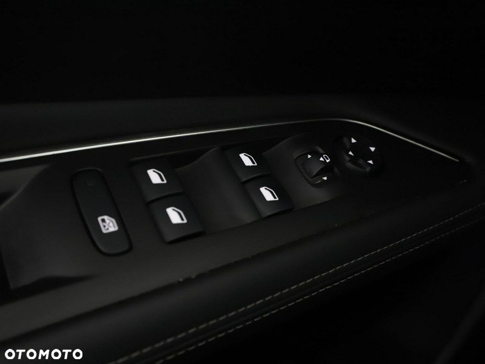 Peugeot 3008 1.2 PureTech Allure - 37