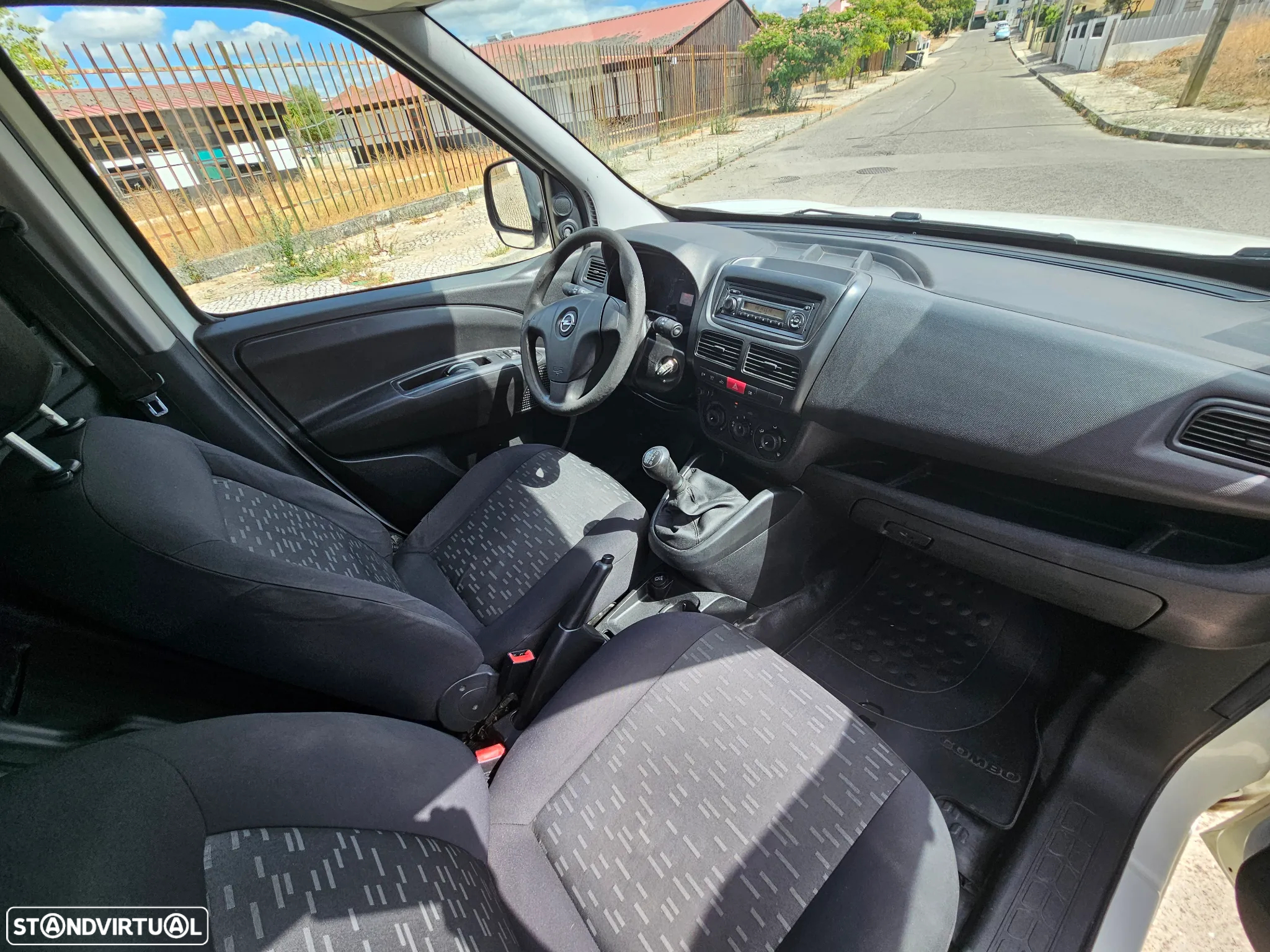 Opel Combo 1.3 Cdti - 10