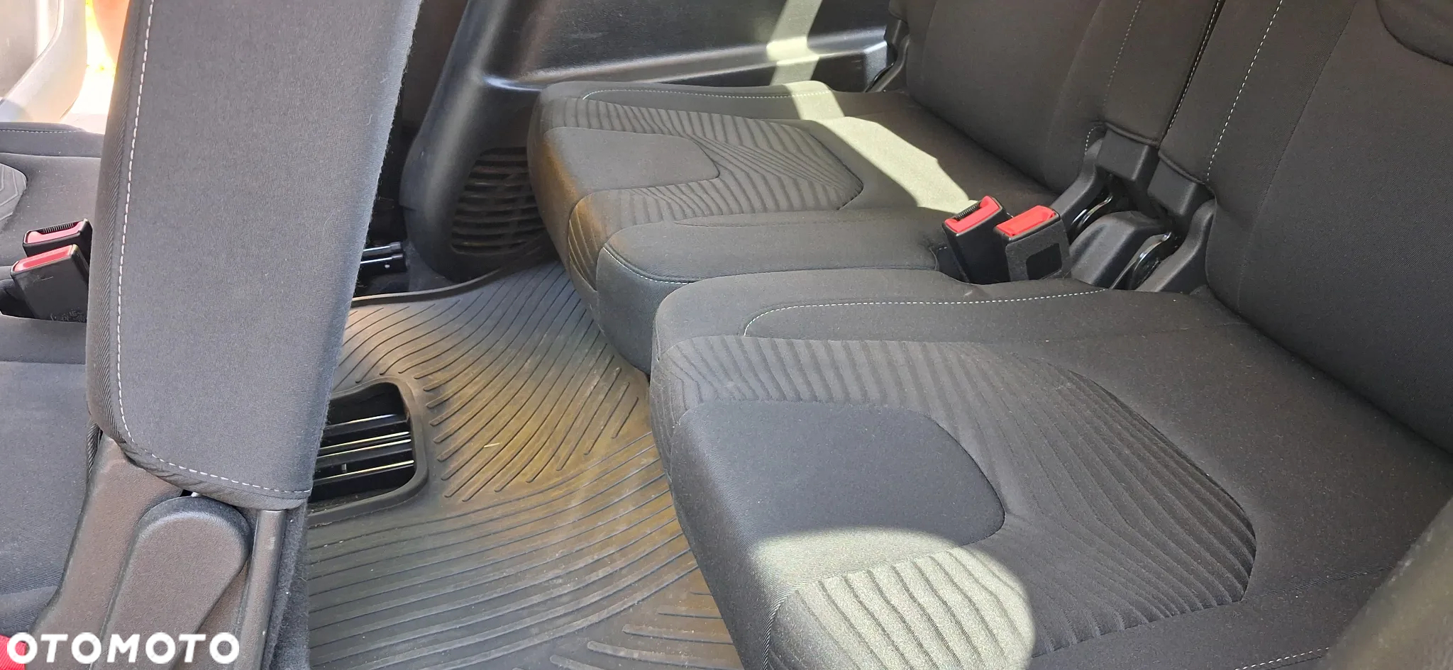 Ford S-Max 2.0 EcoBlue Titanium - 8
