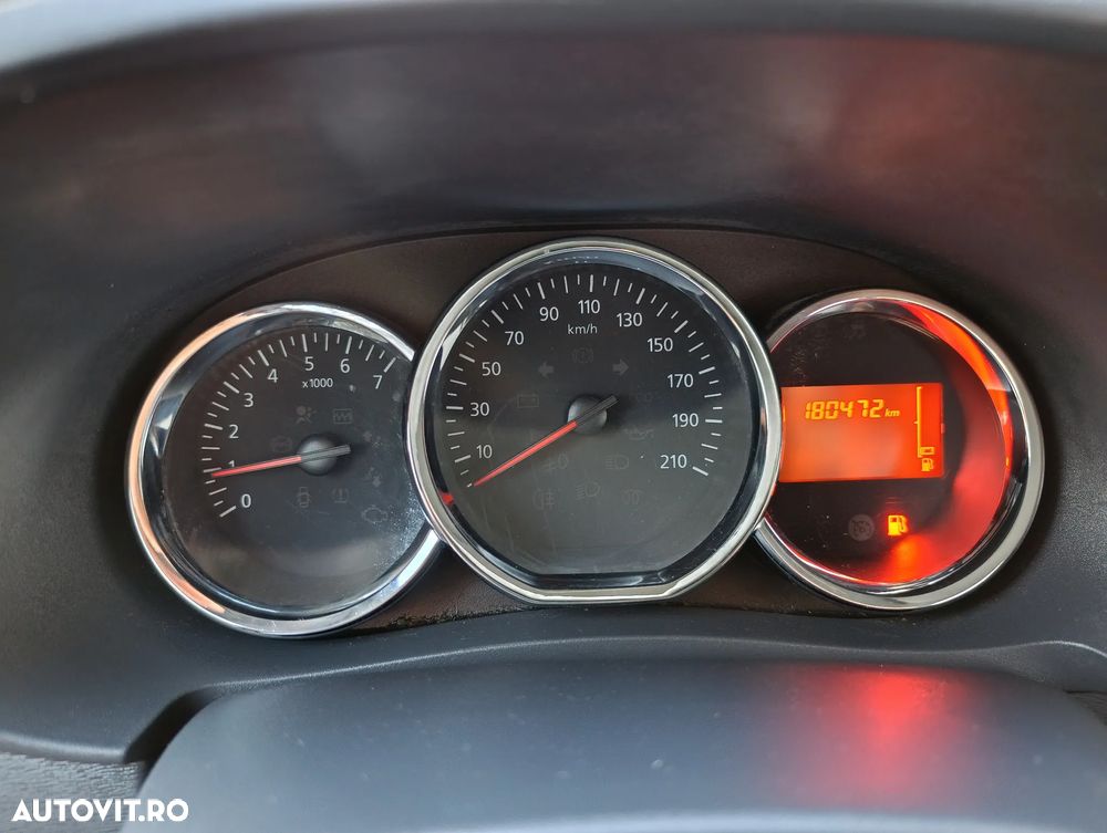 Dacia Lodgy dCi 90 Ambiance - 13