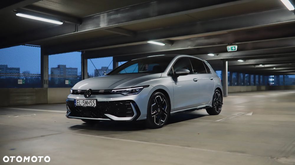 Volkswagen Golf - 11