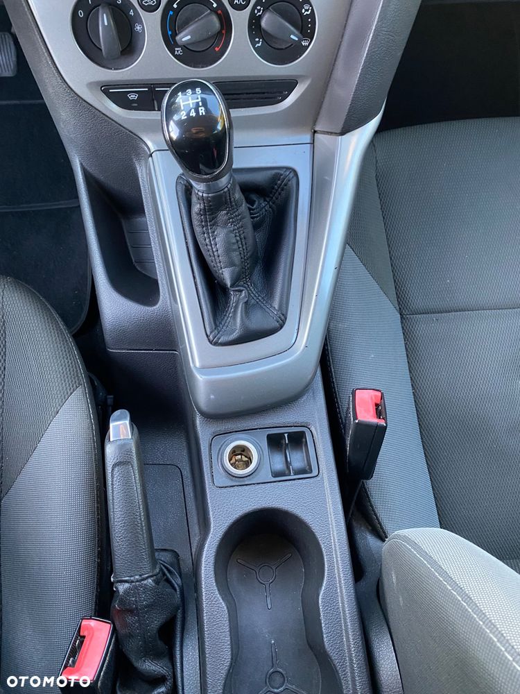 Ford Focus - 11