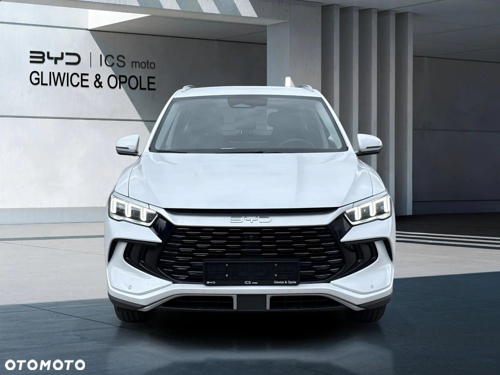 BYD Sealion 5 - 9