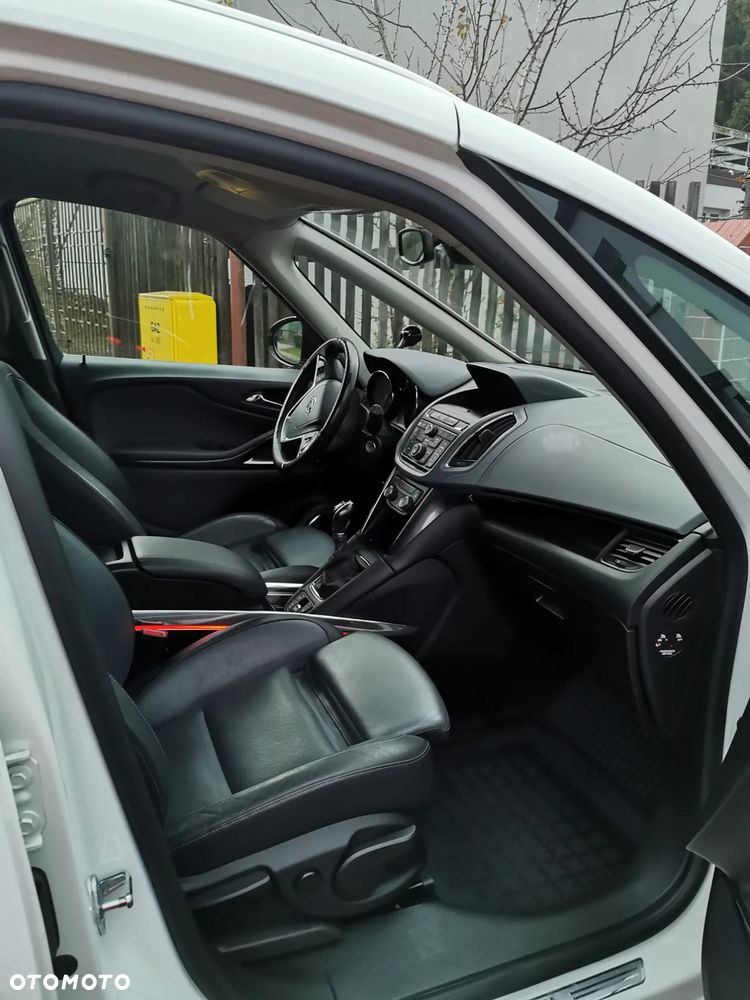 Opel Zafira 2.0 CDTI Cosmo EcoFLEX S&S - 12