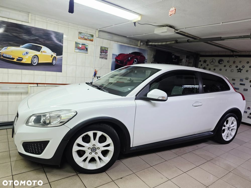 Volvo C30 1.6D DRIVe R-Design Start-Stop - 24