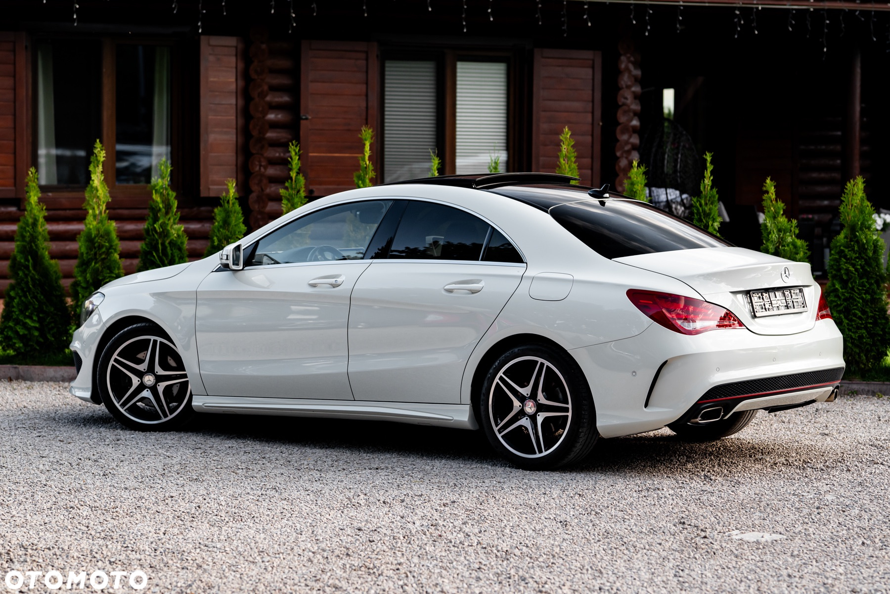 Mercedes-Benz CLA 250 7G-DCT AMG Line - 10