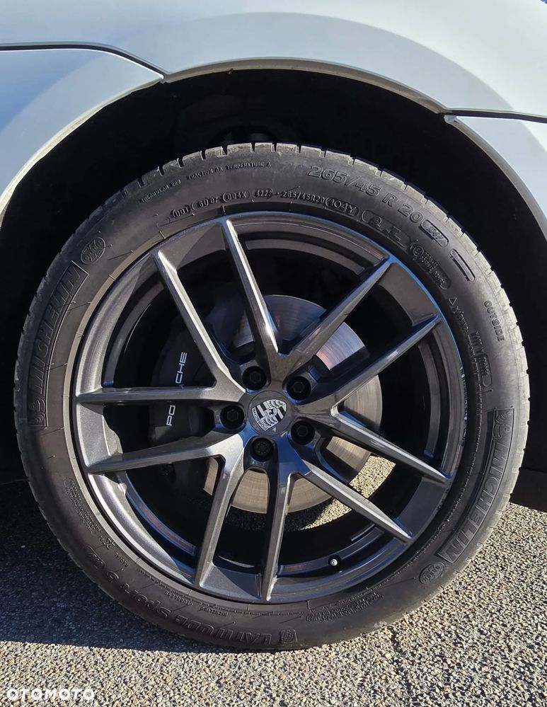 Porsche Macan T - 14