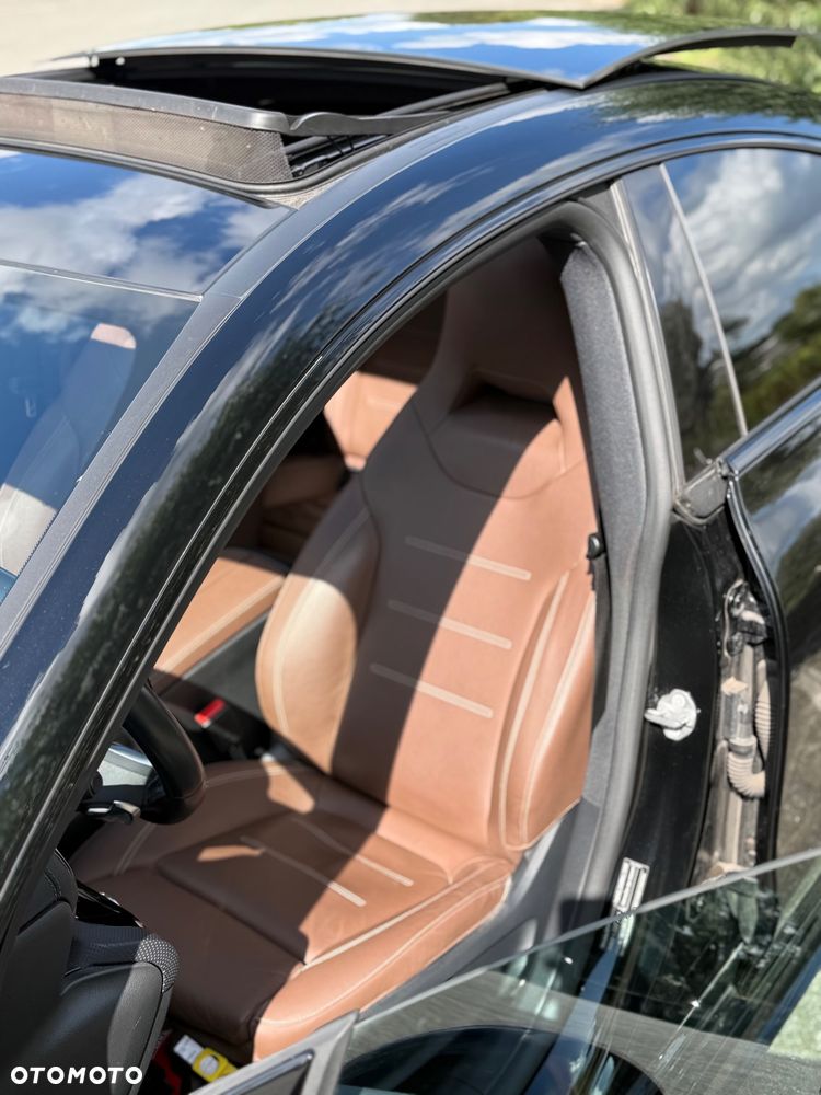 Mercedes-Benz CLA 200 AMG Line 7G-DCT - 12