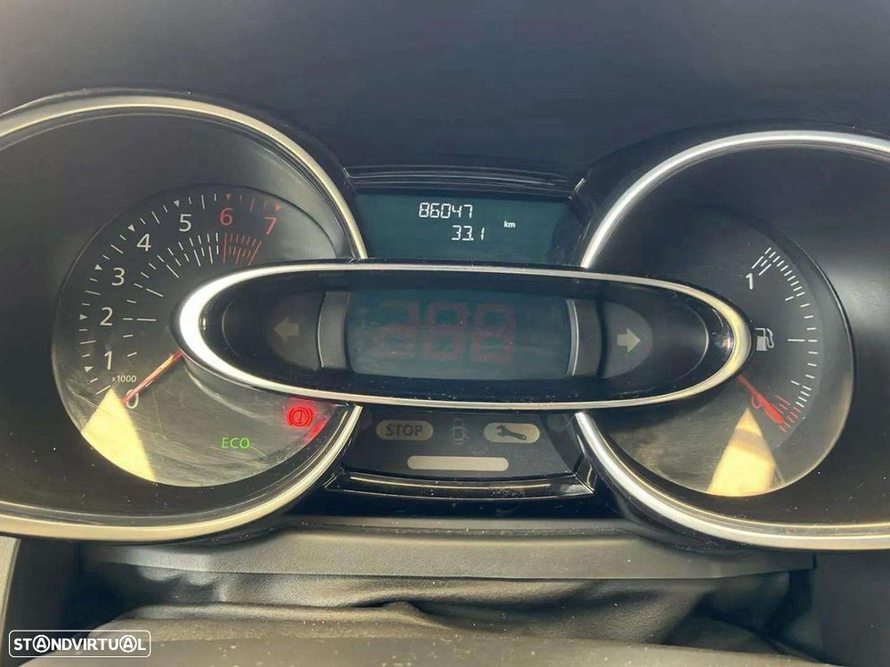 Renault Clio Sport Tourer 0.9 TCe GT Line - 13