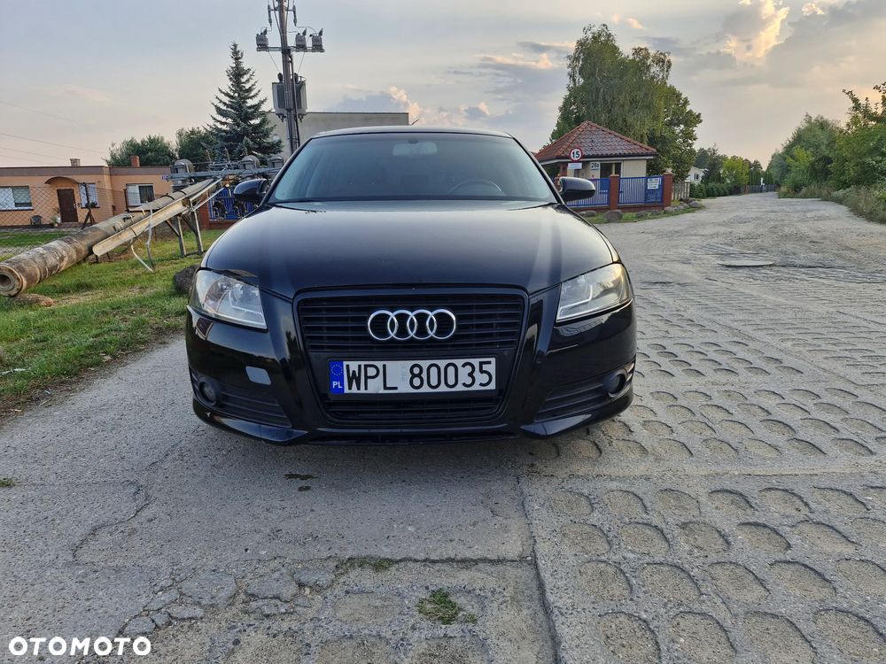 Audi A3 Sportback 2.0 TDI DPF Ambiente - 2