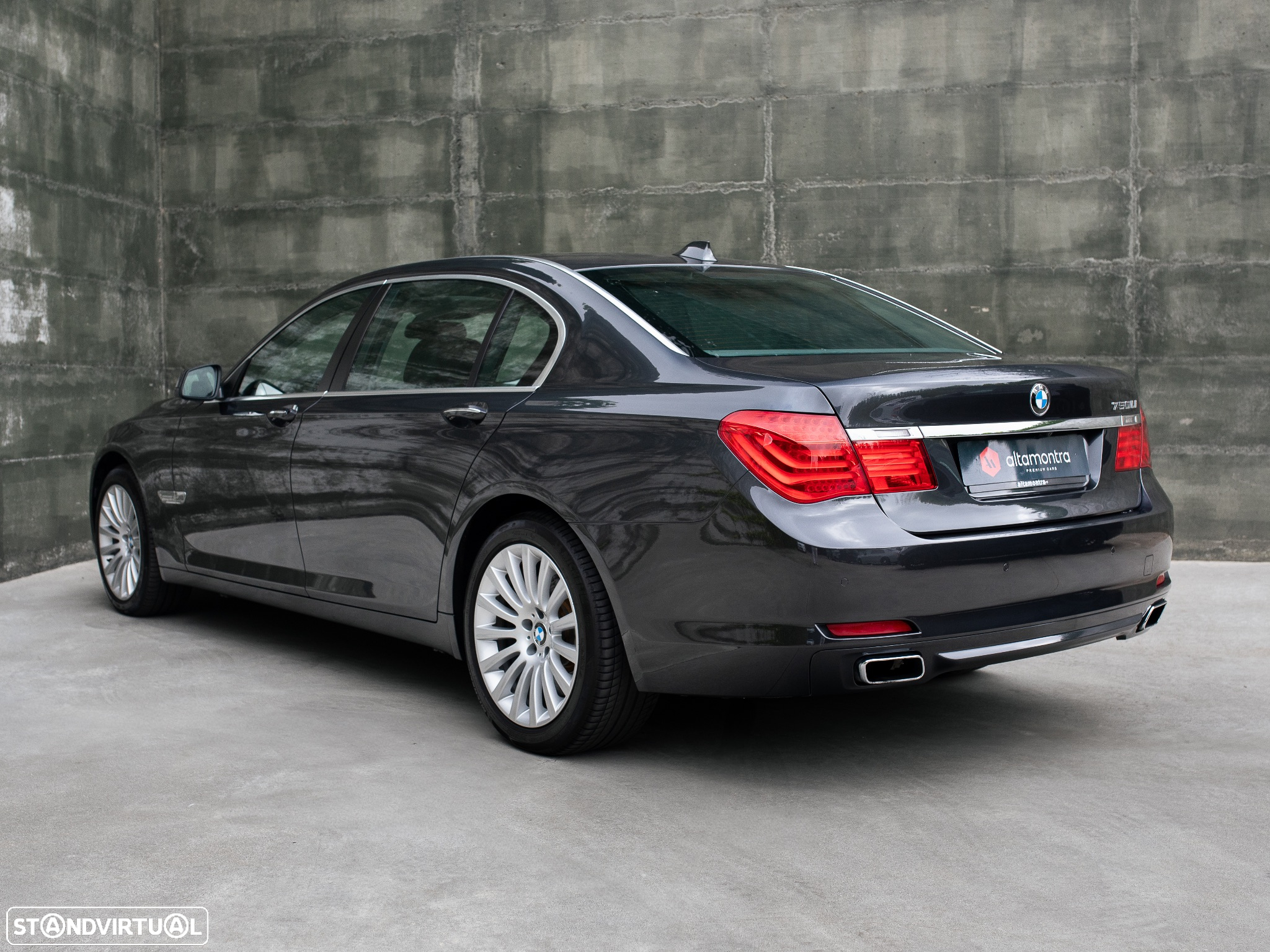 BMW 750 Li xDrive - 10