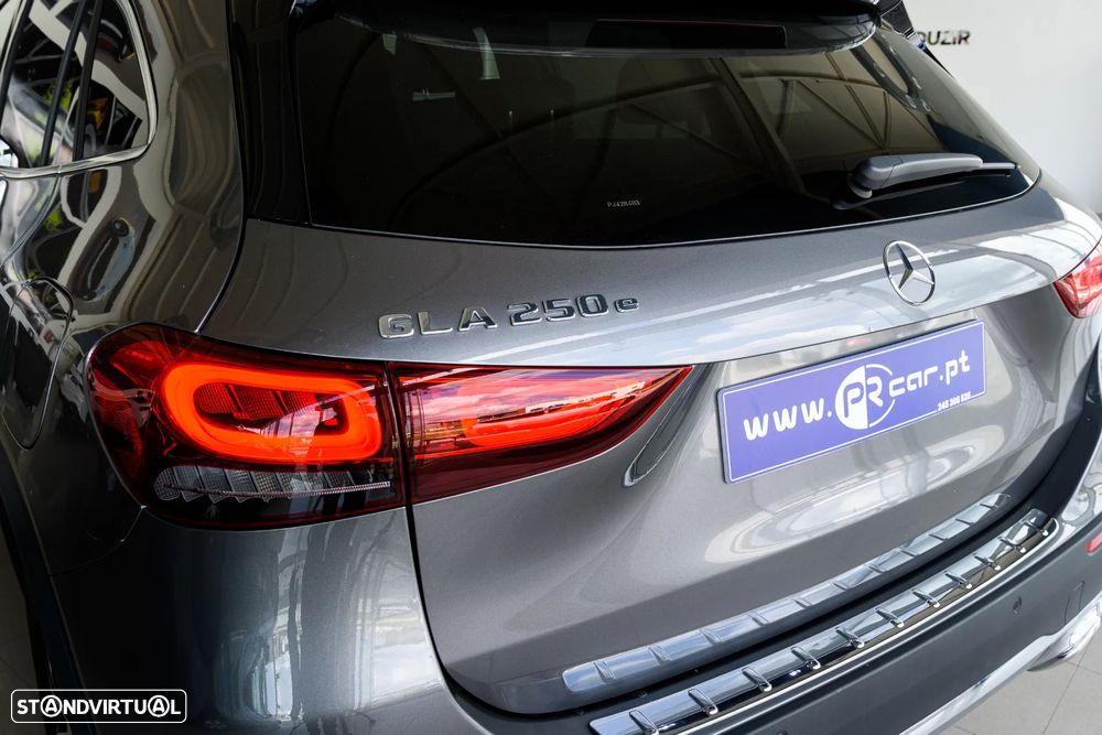 Mercedes-Benz GLA 250 - 8