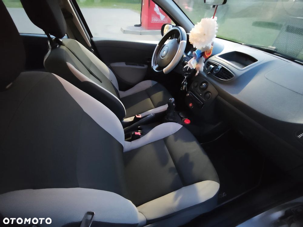 Renault Clio 1.2 16V 75 Dynamique - 5