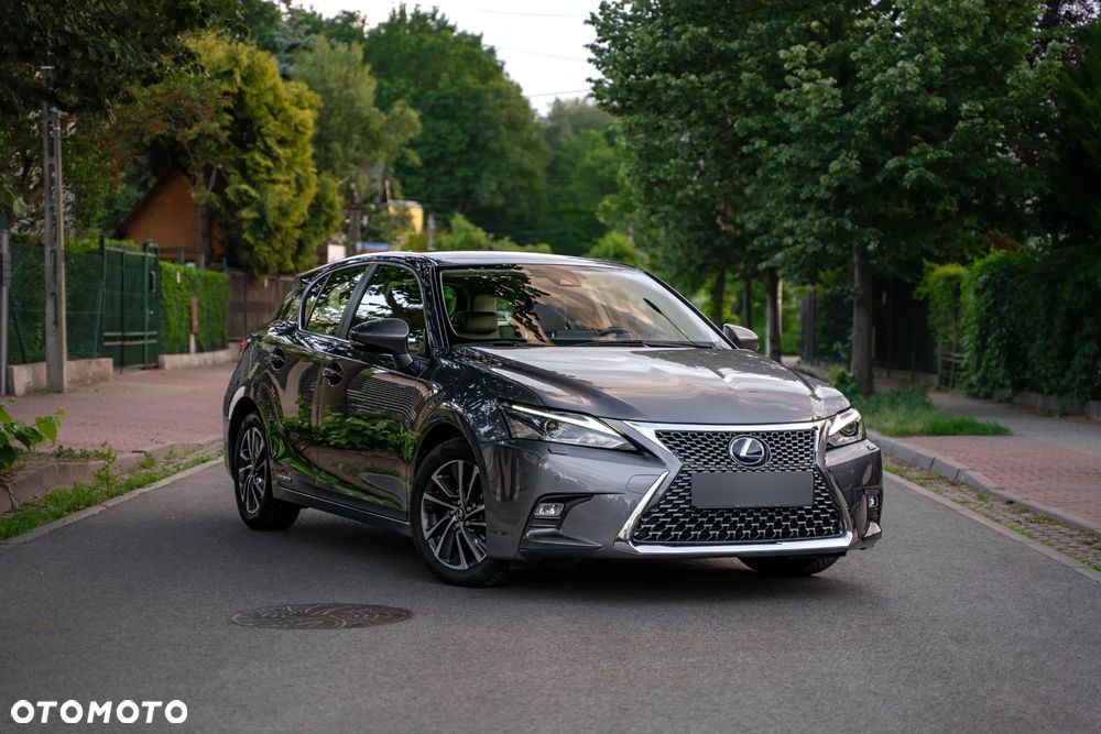 Lexus CT 200h Business Edition - 2