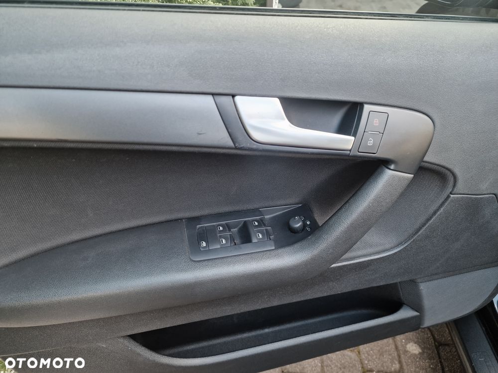 Audi A3 Sportback 1.6 Ambiente - 31