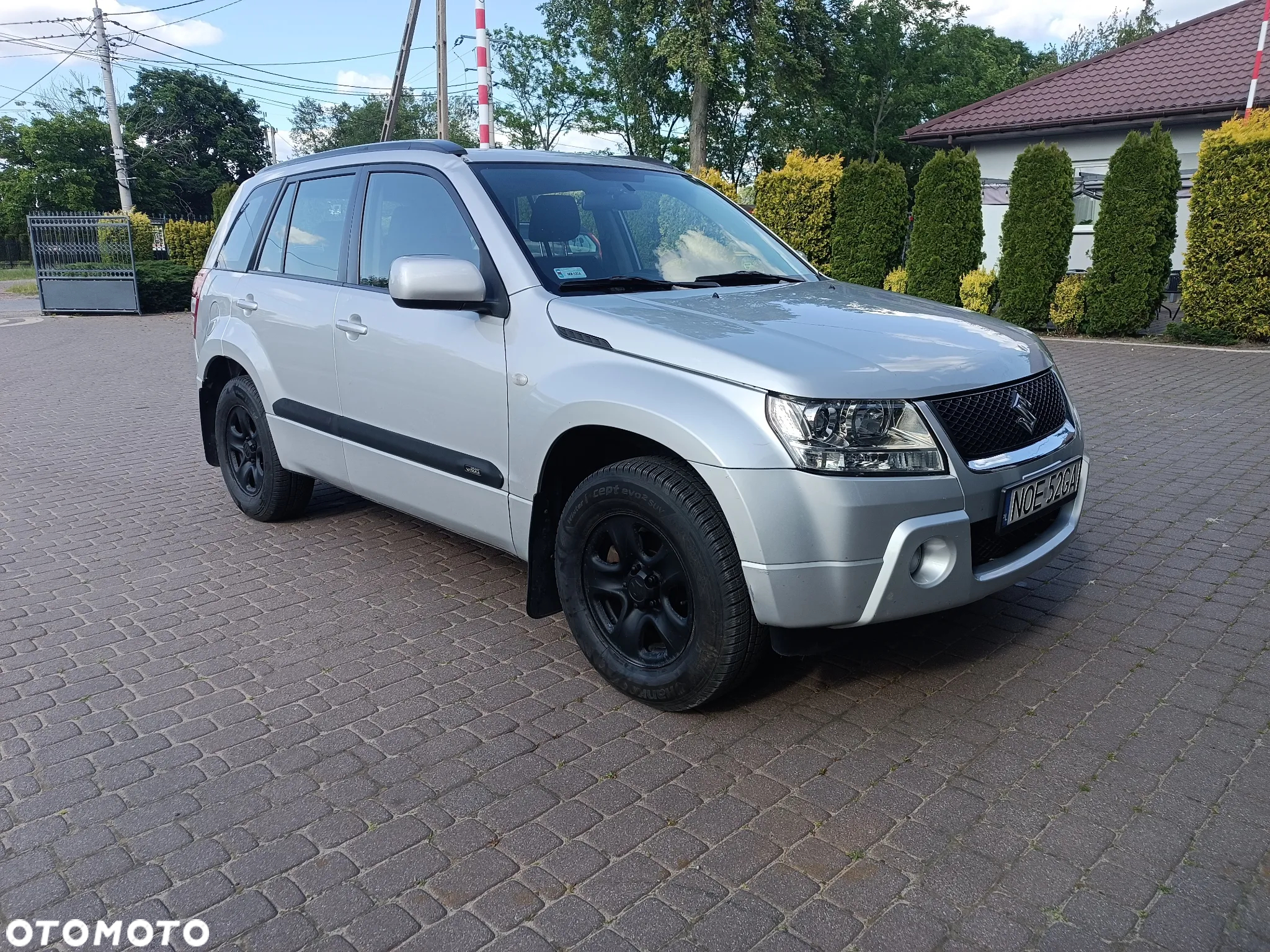 Suzuki Grand Vitara 2.0 - 3