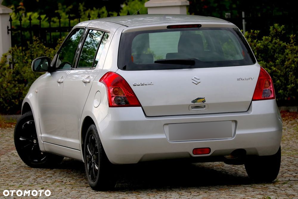Suzuki Swift 1.3 Sunlight Edition - 23