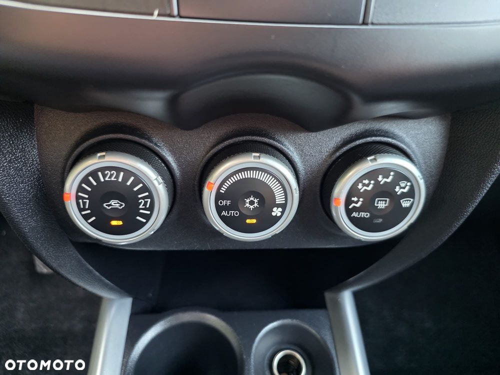 Mitsubishi ASX 1.8 DI-D 2WD Inform - 21