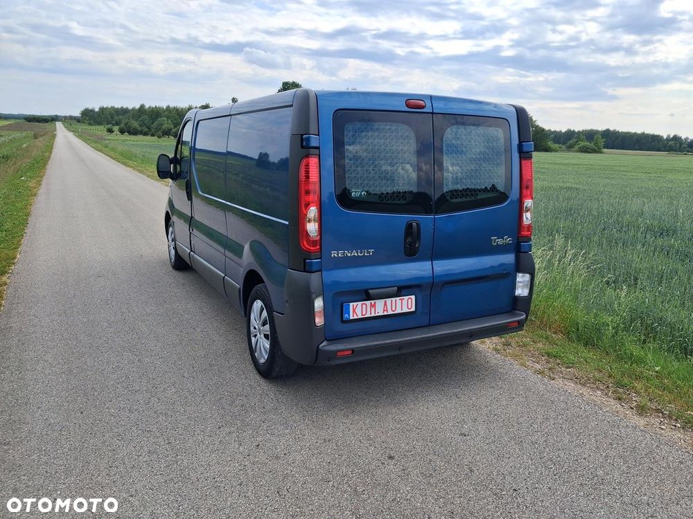 Renault Trafic - 8