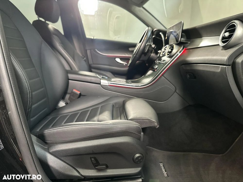 Mercedes-Benz GLC 220 d 4MATIC - 11