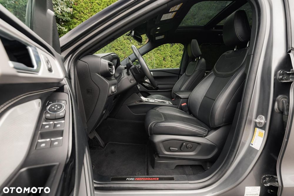 Ford Explorer - 12