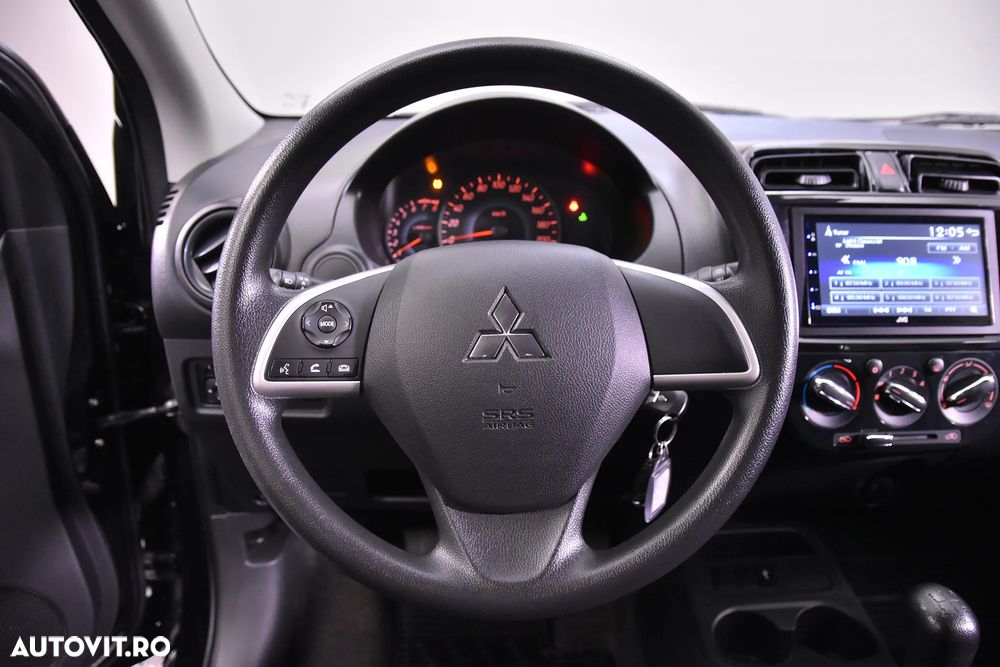 Mitsubishi Space Star - 16