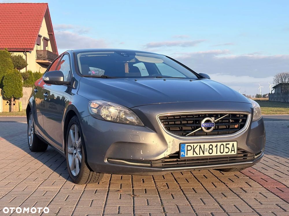 Volvo V40 D4 Drive-E Momentum - 9