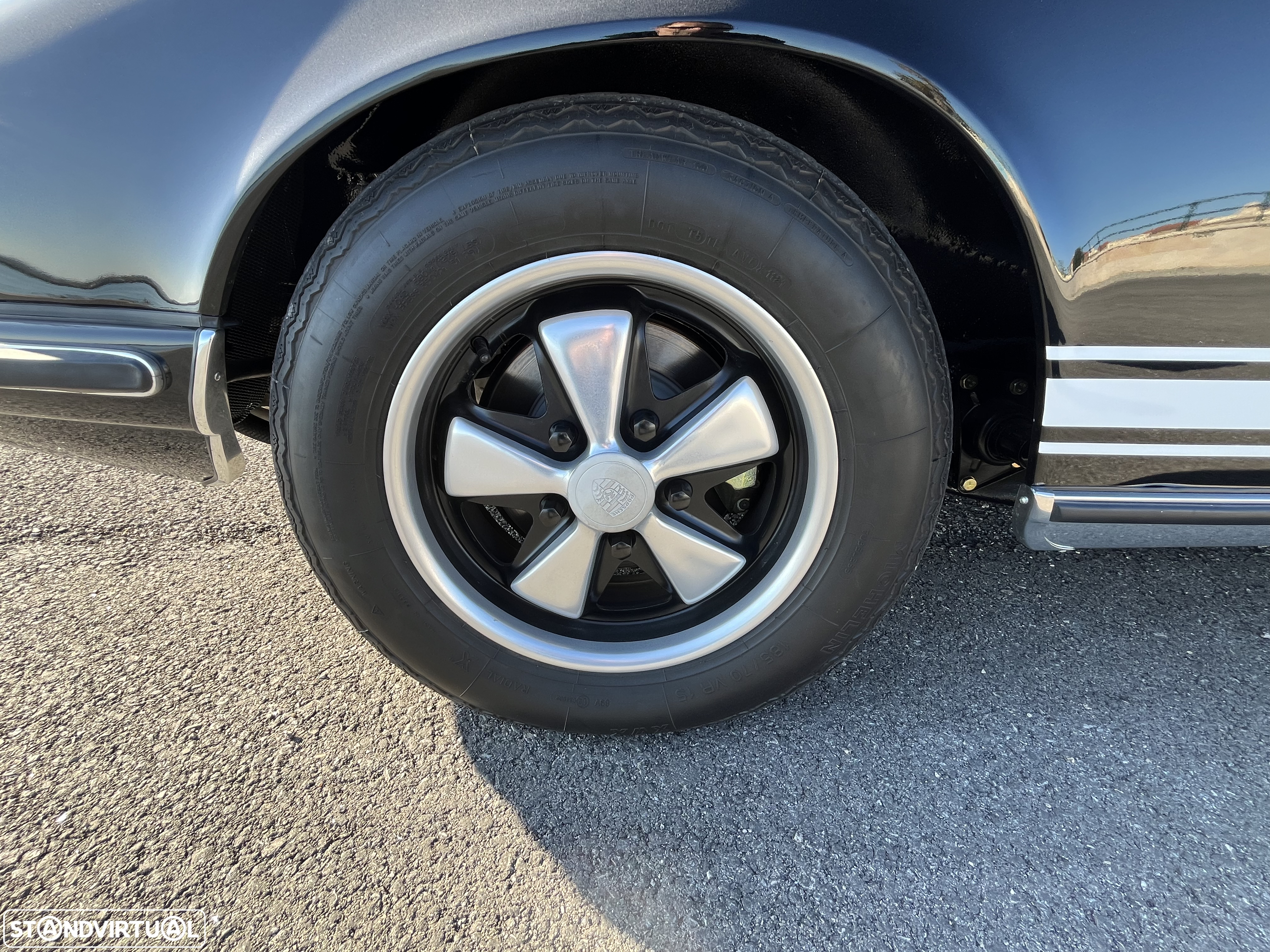 Porsche 911 Série F - 20