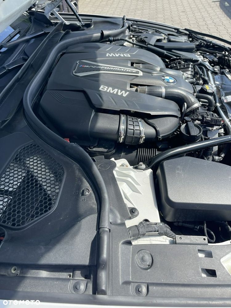 BMW Seria 5 M550i xDrive sport - 15