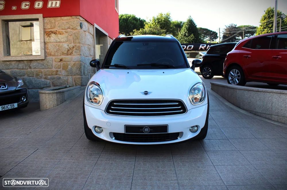 MINI Countryman Cooper D Aut. — fotografia 2