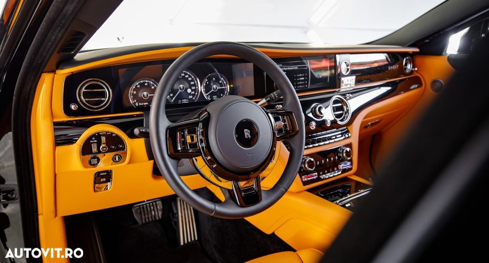 Rolls-Royce Ghost - 24
