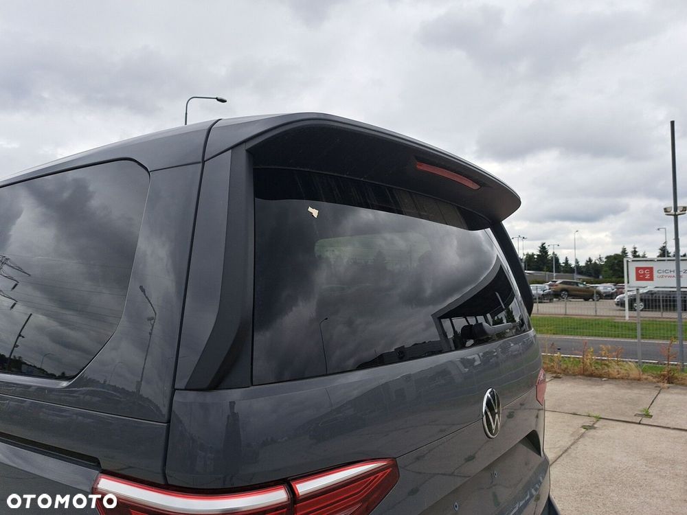 Volkswagen Multivan - 31