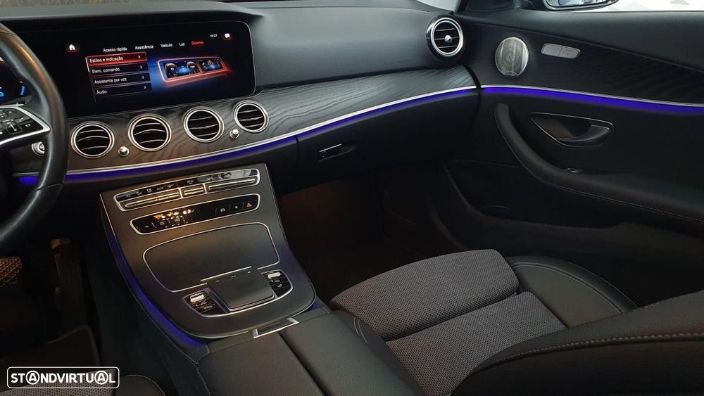 Mercedes-Benz E 300 de Avantgarde - 30