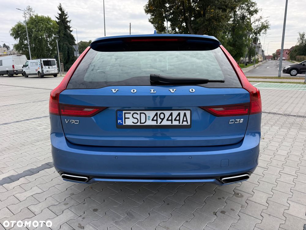Volvo V90 D3 R-Design - 6