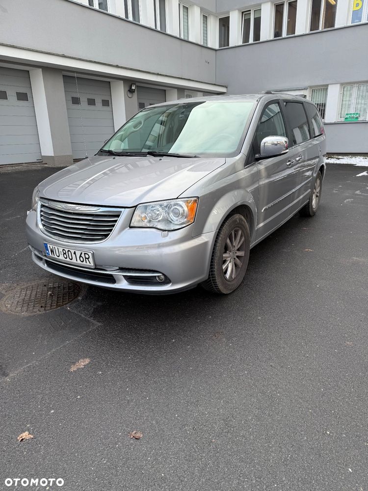Chrysler Town & Country 3.6 Limited - 1