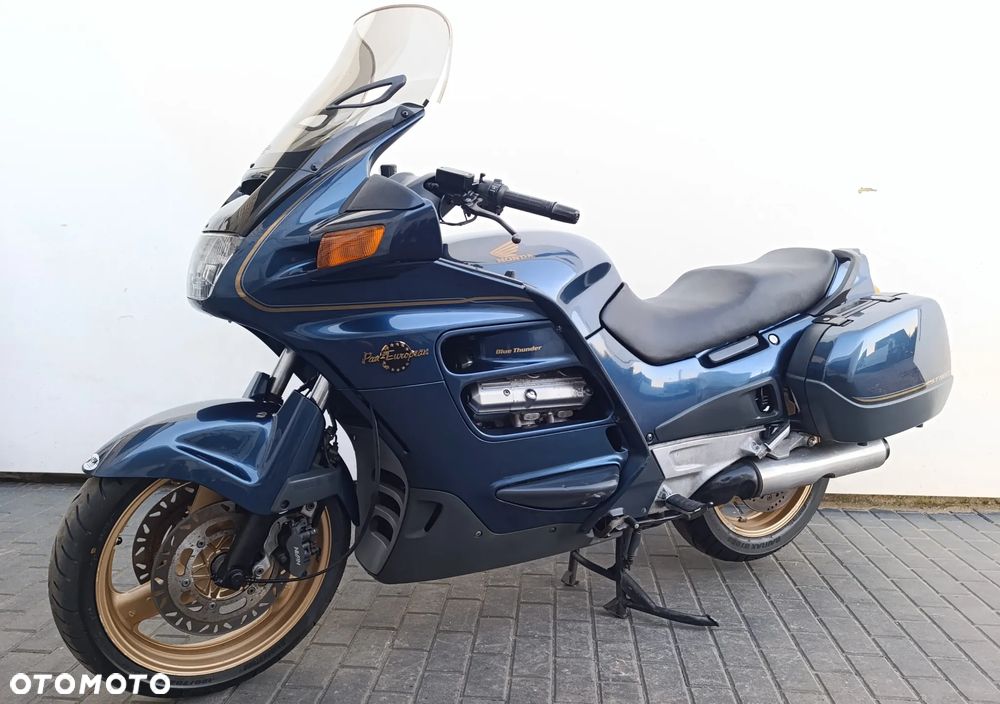 Honda ST - 3